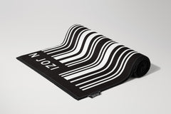 BarcodeTowel | black